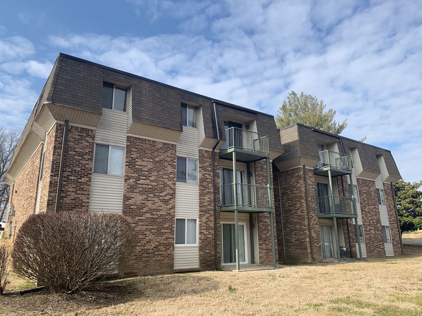 Tulip Grove Apartments, 4701 Lebanon Pike, Hermitage, TN RentCafe